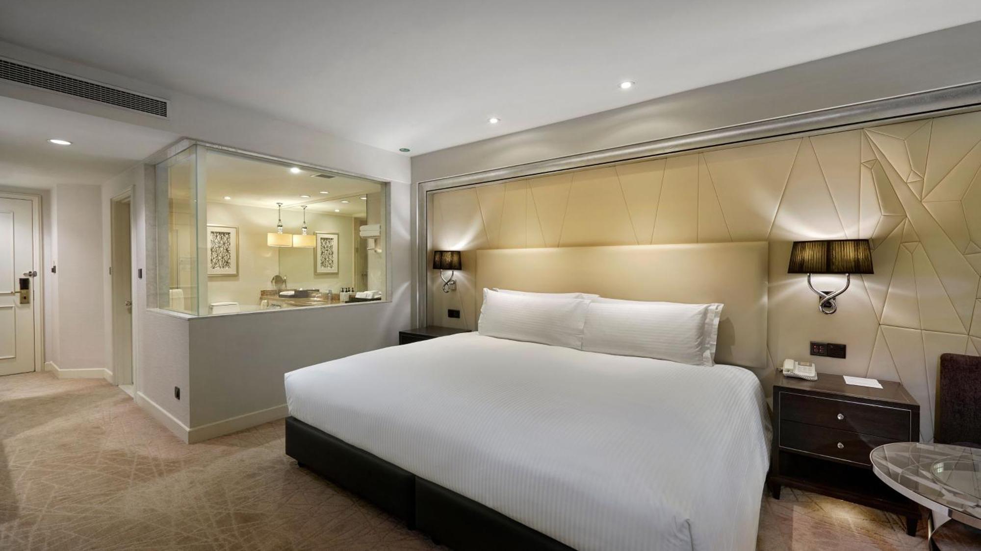 Intercontinental By Ihg Hotel 5*