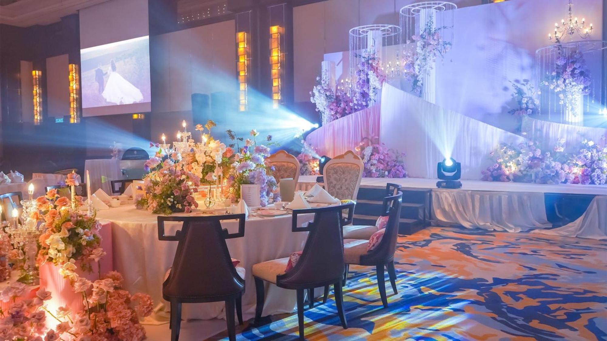Intercontinental By Ihg Hotel 5*